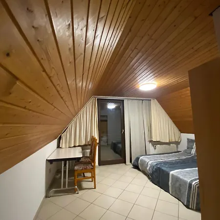 Langzeit Zimmervermietung * Χαϊδελβέργη