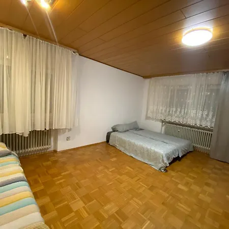 Langzeit Zimmervermietung * Χαϊδελβέργη